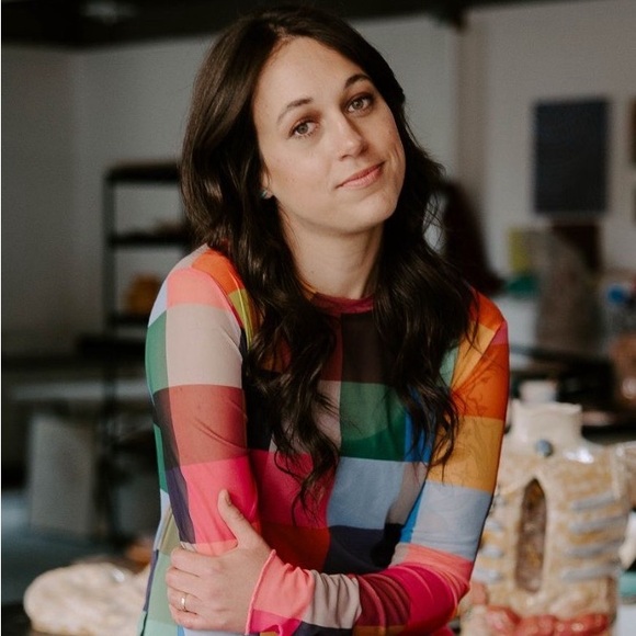 Meet your Posher, Kristen - Picture 1 of 1